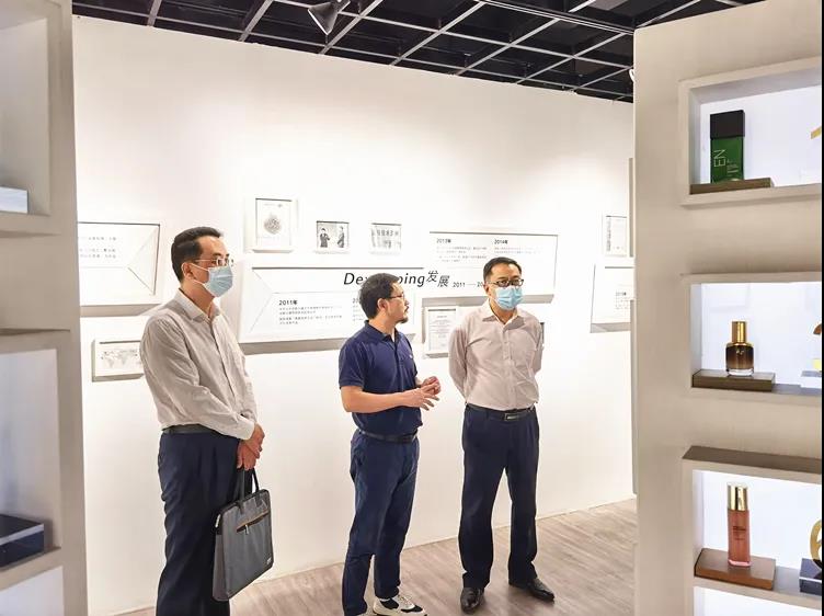 廣州市花都區(qū)領導蒞臨棟方股份調研考察